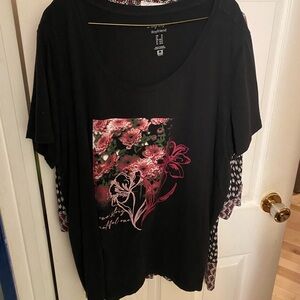 Black Floral Graphic Women's Top